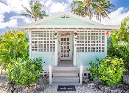 Conch Key Cottage 2 bed 1 bath home w/ramp access