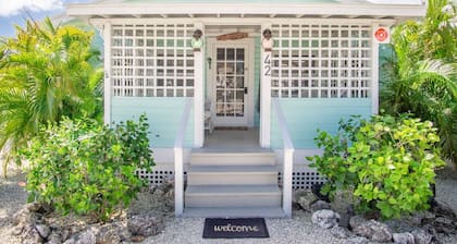 Conch Key Cottage 2 bed 1 bath home w/ramp access
