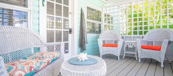 Conch Key Cottage 2 bed 1 bath home w/ramp access