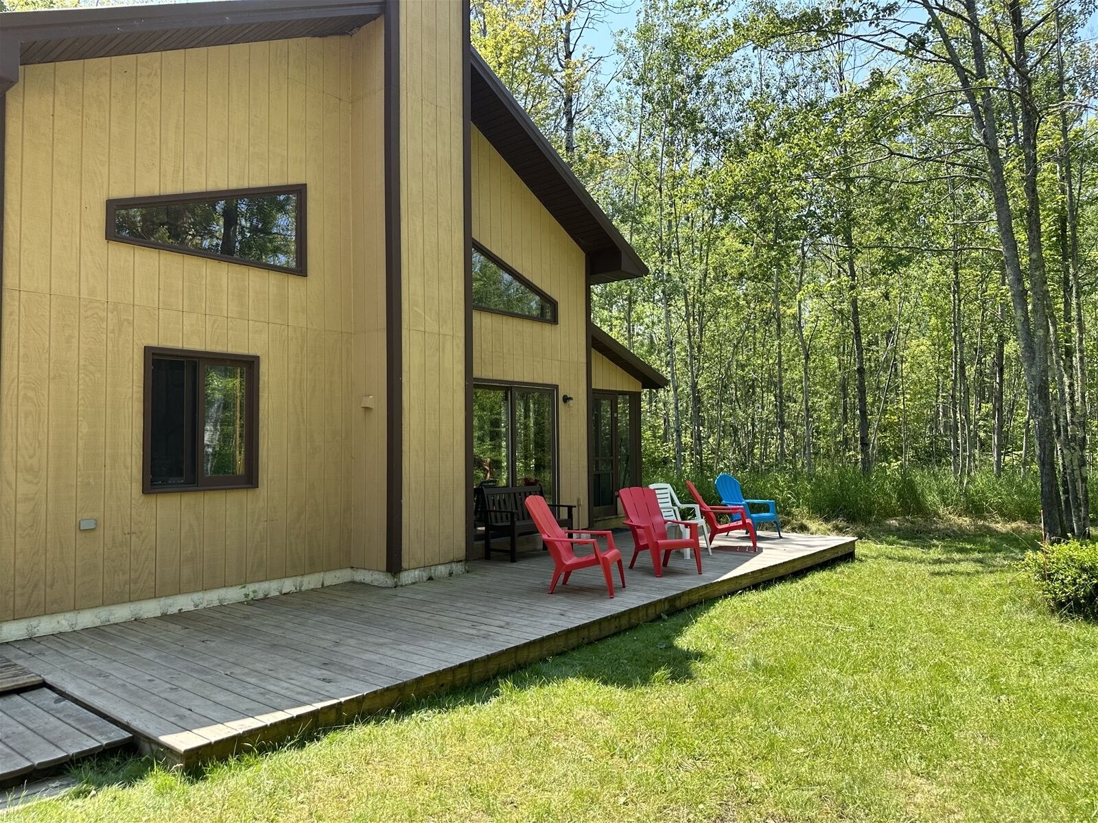 Wilderness Retreat - Secluded cottage tucked away in the Woods!