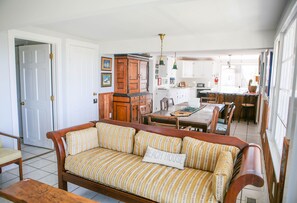 TV, fireplace, DVD player