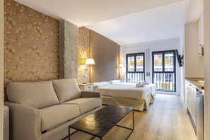 Free WiFi, bed sheets - Apartahotel Quo Eraso (Madrid)