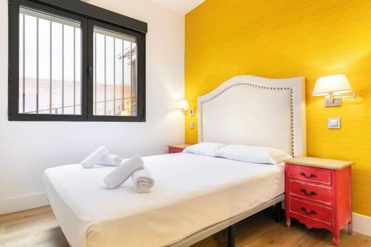 WiFi (free), bed sheets