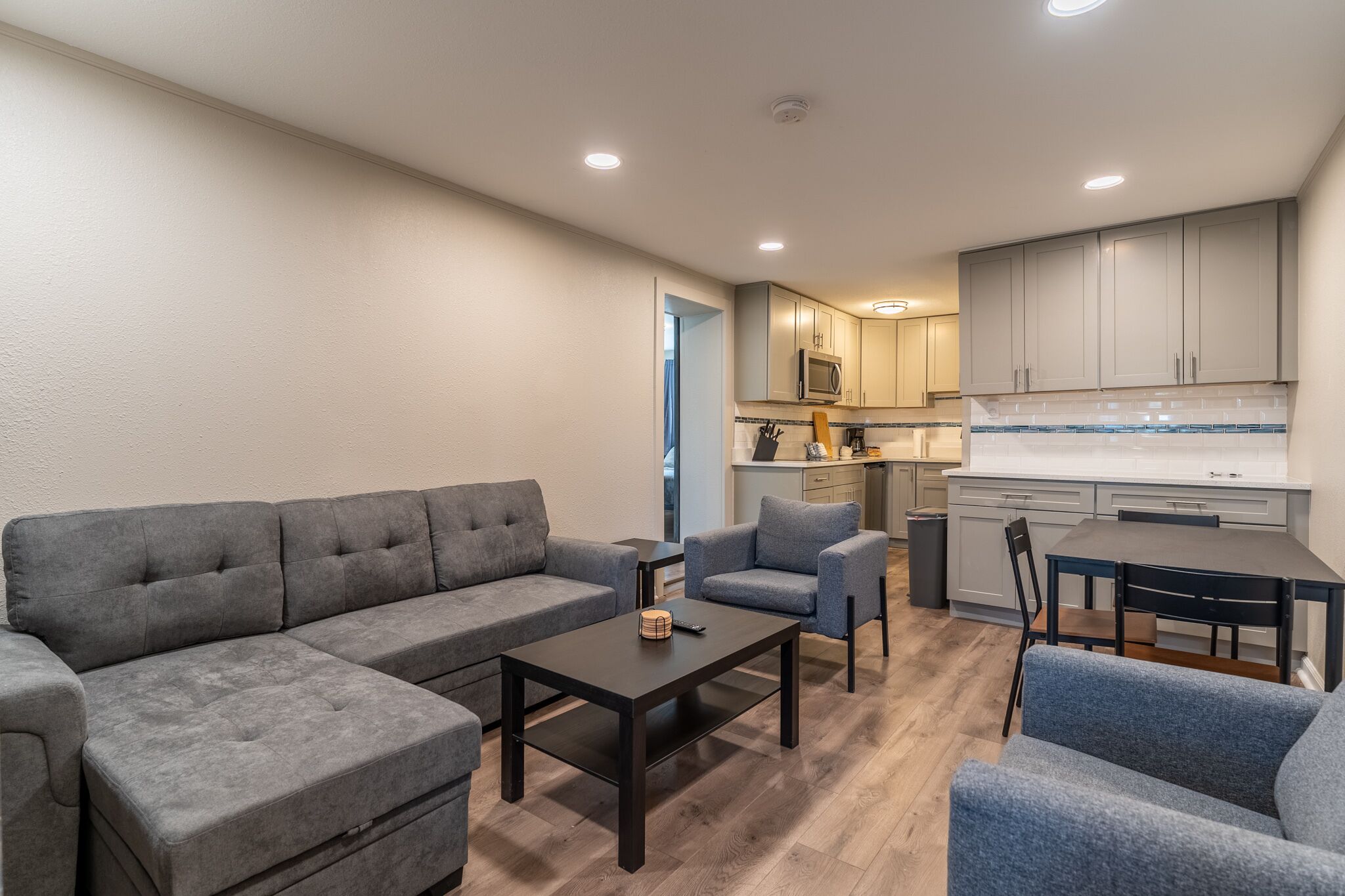 Newly Renovated Condo on Main Street Breckenridge, Minutes to Skiing