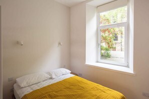 1 bedroom, iron/ironing board, travel crib, WiFi