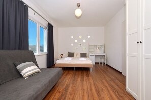 1 Schlafzimmer, Bügeleisen/Bügelbrett, kostenloses WLAN, Bettwäsche