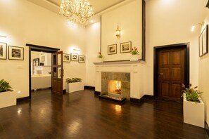 Suite, 6 Bedrooms (Puttabong) | Living area | Smart TV