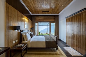 Egyptian cotton sheets, premium bedding, pillowtop beds, free WiFi - Amã Stays & Trails Puttabong Cottage, Darjeeling (Darjeeling)