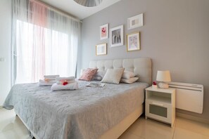 2 室のベッドルーム、アイロン / アイロン台、旅行用ベビーベッド、WiFi