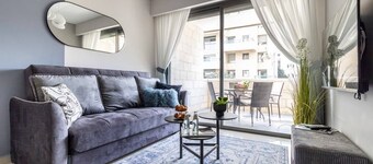 Fantastic 3BR Parking Terrace In City Center