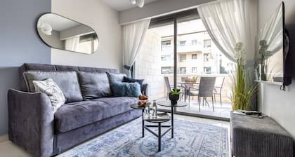 Fantastic 3BR Parking Terrace In City Center