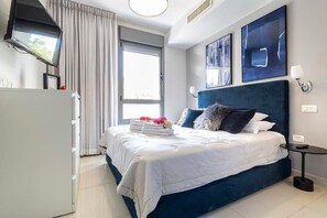 3 bedrooms, iron/ironing board, travel cot, WiFi