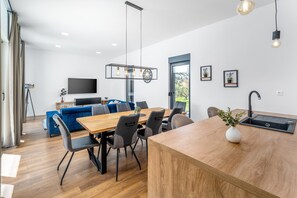 Dining - Villa Mir with private pool, 3 bedrooms, 7km from sandy beach (Gata)