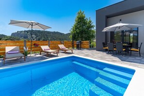 Pool - Villa Mir with private pool, 3 bedrooms, 7km from sandy beach (Gata)