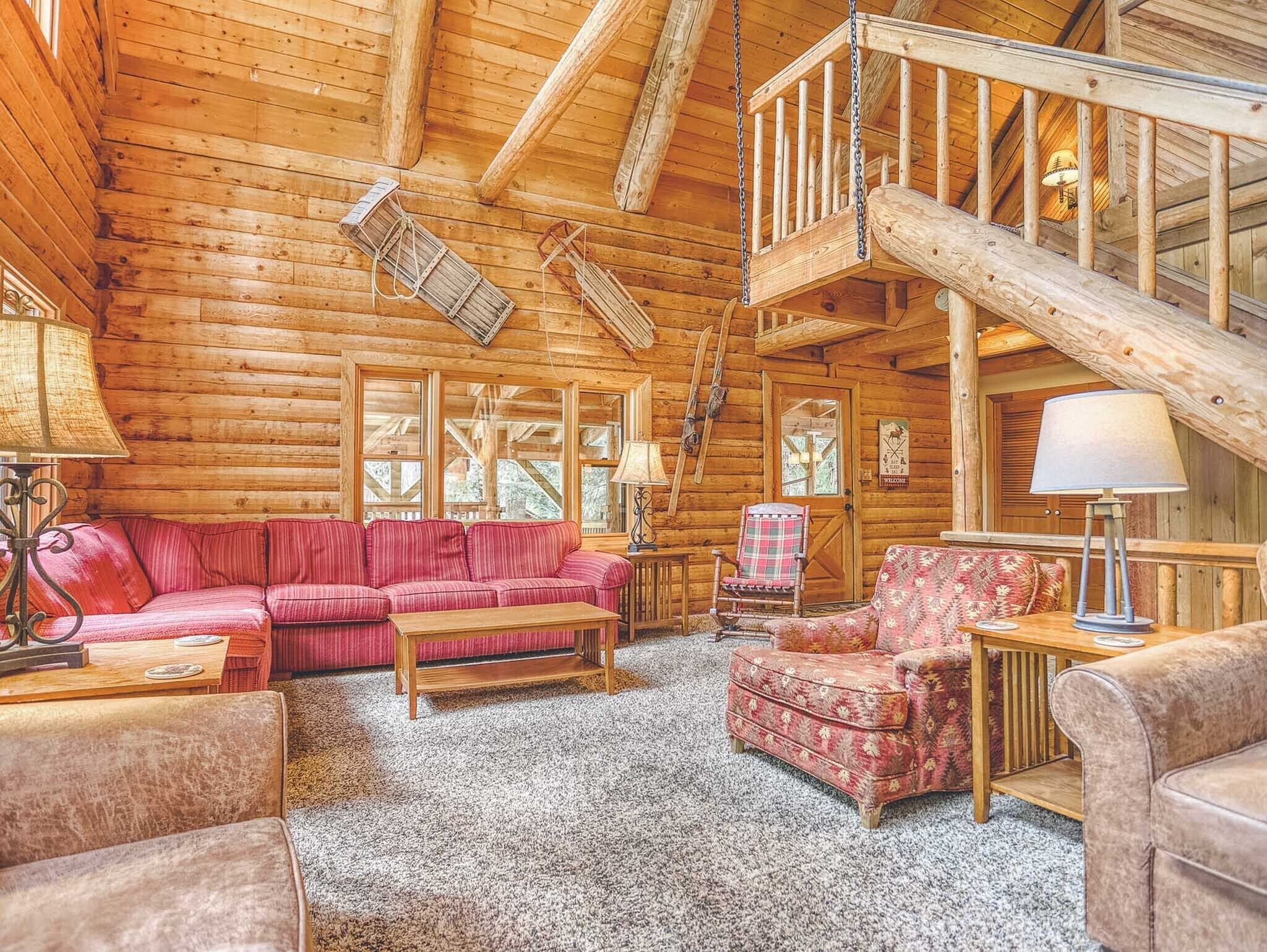 Cedarwood Lodge, Hot Tub, Fireplace, Close To Hiking, Biking. Dogs Ok. - Cooper Spur Mountain Resort, OR