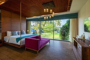 Premium bedding, free WiFi, bed sheets