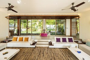 Bungalow, 6 Bedrooms | Living room - Amã Stays & Trails Sherly'S Ente Kumbalanghi, Kochi (Kochi)