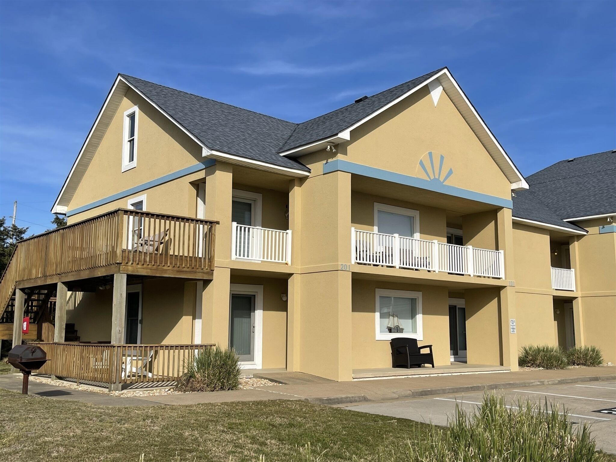 Condo, 2 Bedrooms | Exterior