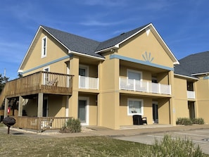 Condo, 2 Bedrooms | Exterior