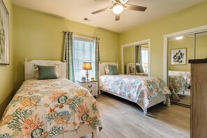 3 bedrooms, desk, iron/ironing board, travel cot