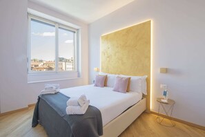 2 chambres, fer et planche à repasser, Wi-Fi gratuit, draps fournis