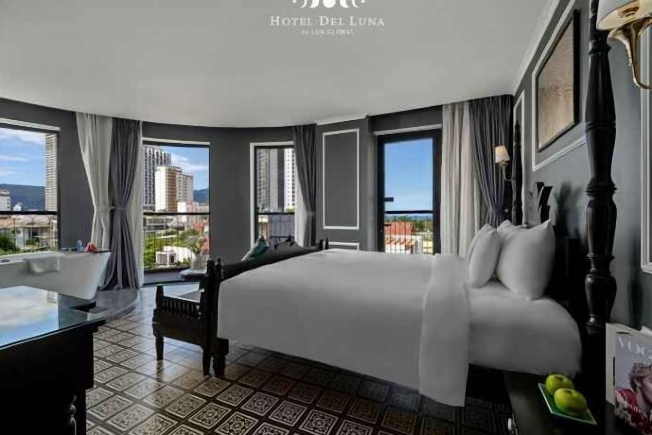 Caja de seguridad en la habitación y cortinas blackout 