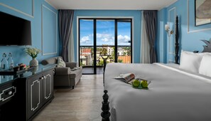 King Room With Balcony | Bathroom | Free toiletries, hair dryer, bathrobes, slippers