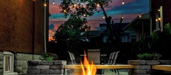 Highlands Derby City Dream ~ 6BR+Hot Tub Sleep 14