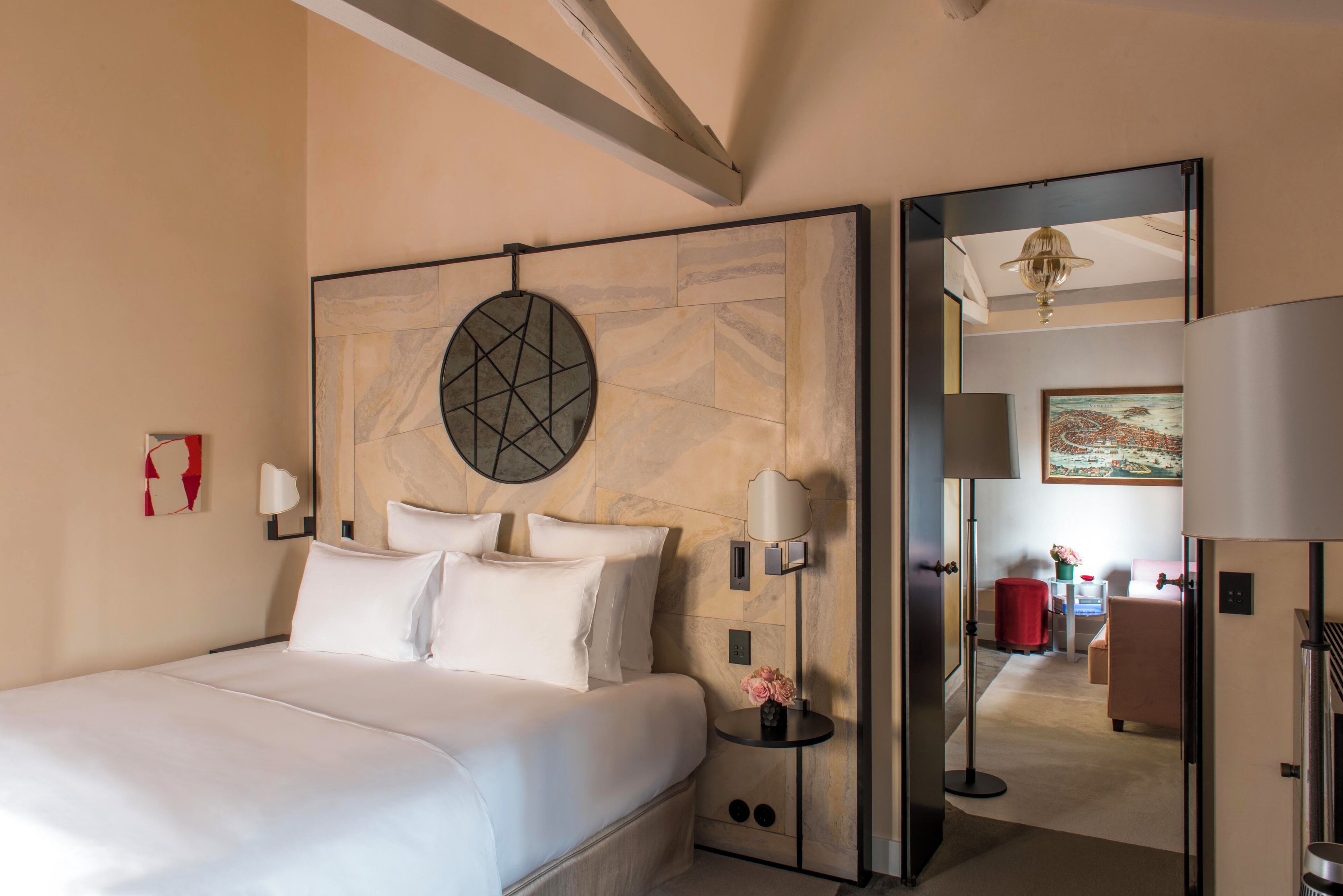 Junior Suite, 1 King Bed, Pool Access, City View | Premium bedding, Tempur-Pedic beds, free minibar items, in-room safe