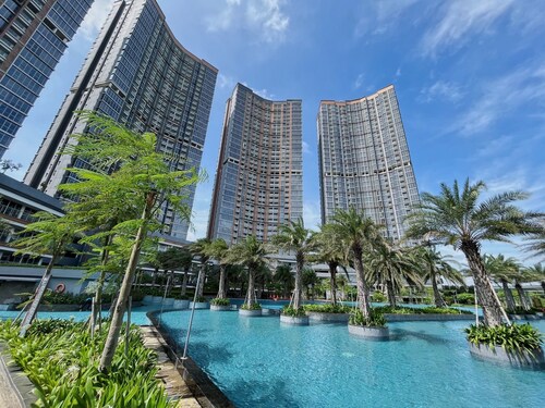 Gold Coast PIK Premium Seaview Apartment