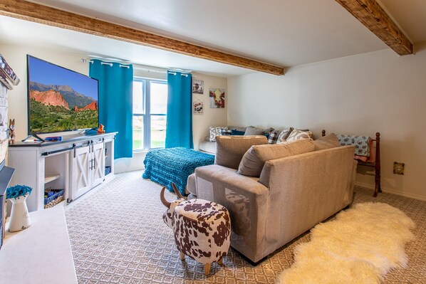 Smart TV, fireplace, video games