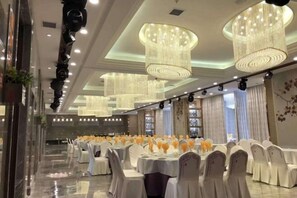 Restaurant - Jincheng International Hotel (Jiuquan)