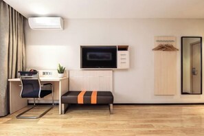 Room - 7 Days Premium. Chongqing Qijiang District Government Store (Chongqing)
