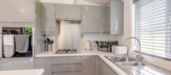 Erica Lodge is in the secluded Water View area, western side of the marina.