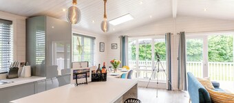 Erica Lodge is in the secluded Water View area, western side of the marina.