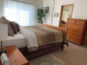 3 عدّة غرف نوم ومكتب ومكواة/لوح كي وواي فاي مجانًا