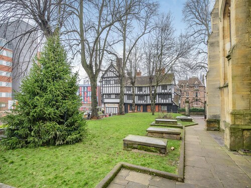 3 Priory Row - UK38232