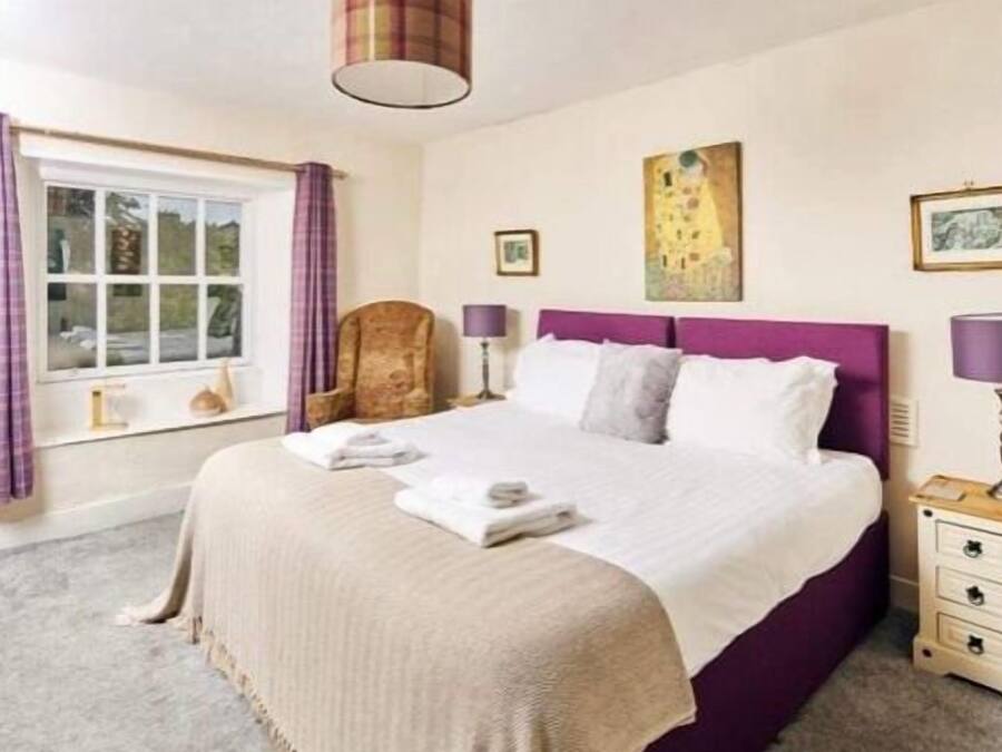 Individually decorated, free WiFi