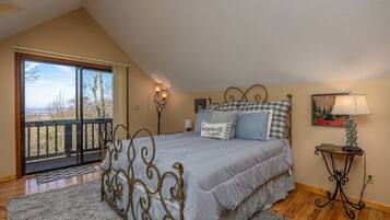 Chalet, 2 Katil Ratu (Queen), Fireplace | 2 bilik tidur, cadar katil