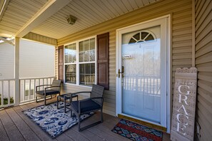 Cabin, Multiple Beds, Kitchen | Balcony - The Creekside Bungalow (Pigeon Forge)