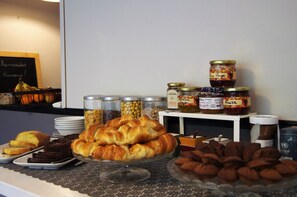 Desayuno buffet incluido todos los días