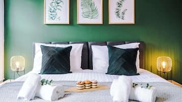 4 Schlafzimmer, Bügeleisen/Bügelbrett, Reisekinderbett, WLAN