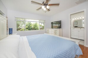 3 Schlafzimmer, Schreibtisch, Bügeleisen/Bügelbrett, kostenloses WLAN