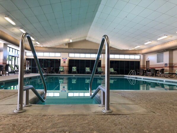 Indoor pool - Treasure Valley Casino and Hotel (Davis)