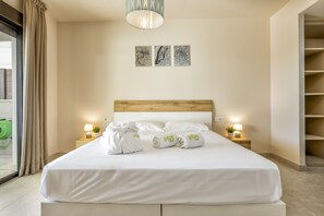 3 bedrooms, in-room safe, iron/ironing board, free WiFi