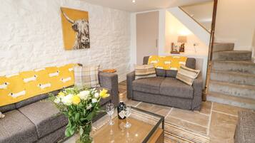 Cottage | Living room