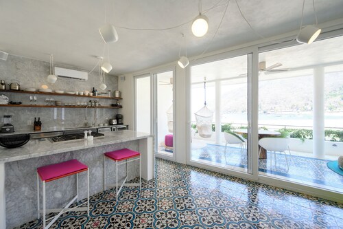 Casa Dos Aguas: Yelapa Beachfront 1BR with Bay Views & Open-Air Terrace