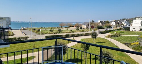 Bel Appartement Vue mer à 50m de la Mer avec Piscine Commune Chauffée - Thalasso