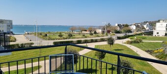 Beautiful apartment with sea view 50m from the sea with heated communal pool - Thalasso