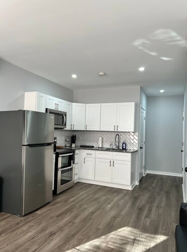 Cozy Efficiency in University City. Great Stay!